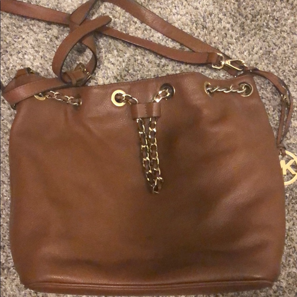 Michael kors cross body